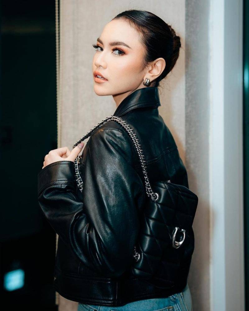 Instagram.com/mahaliniraharja